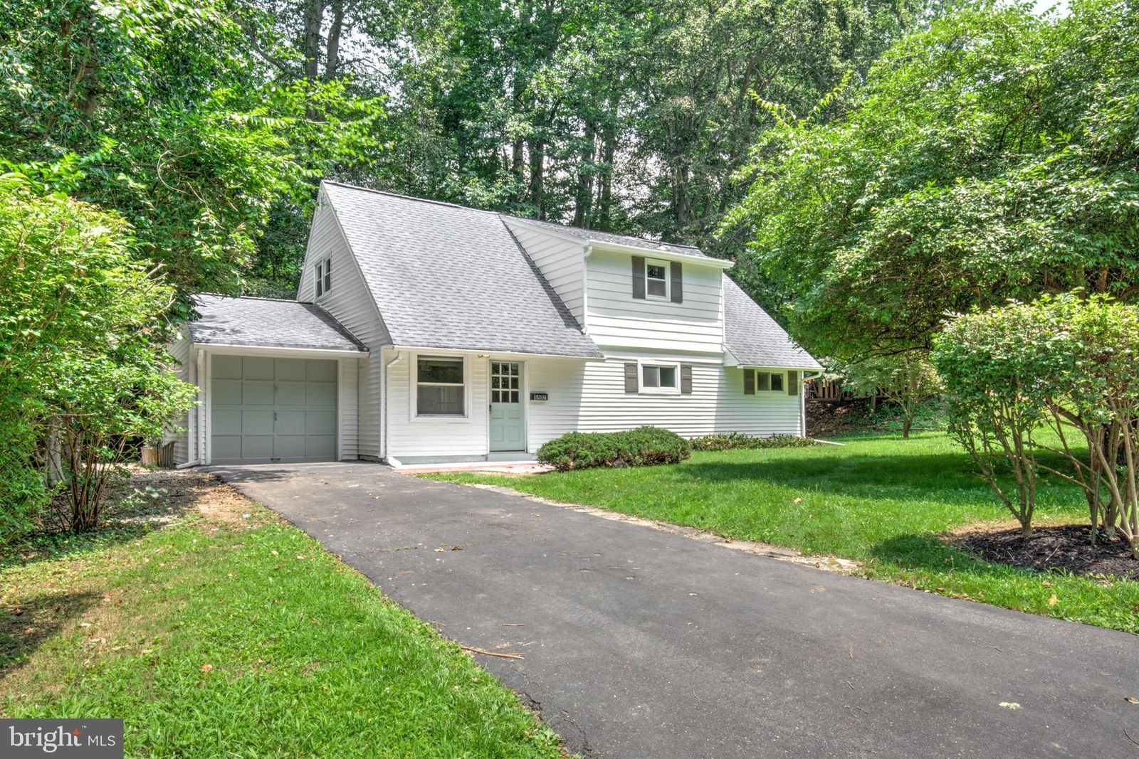 8407 HULL DR, GLENSIDE 19038, PA