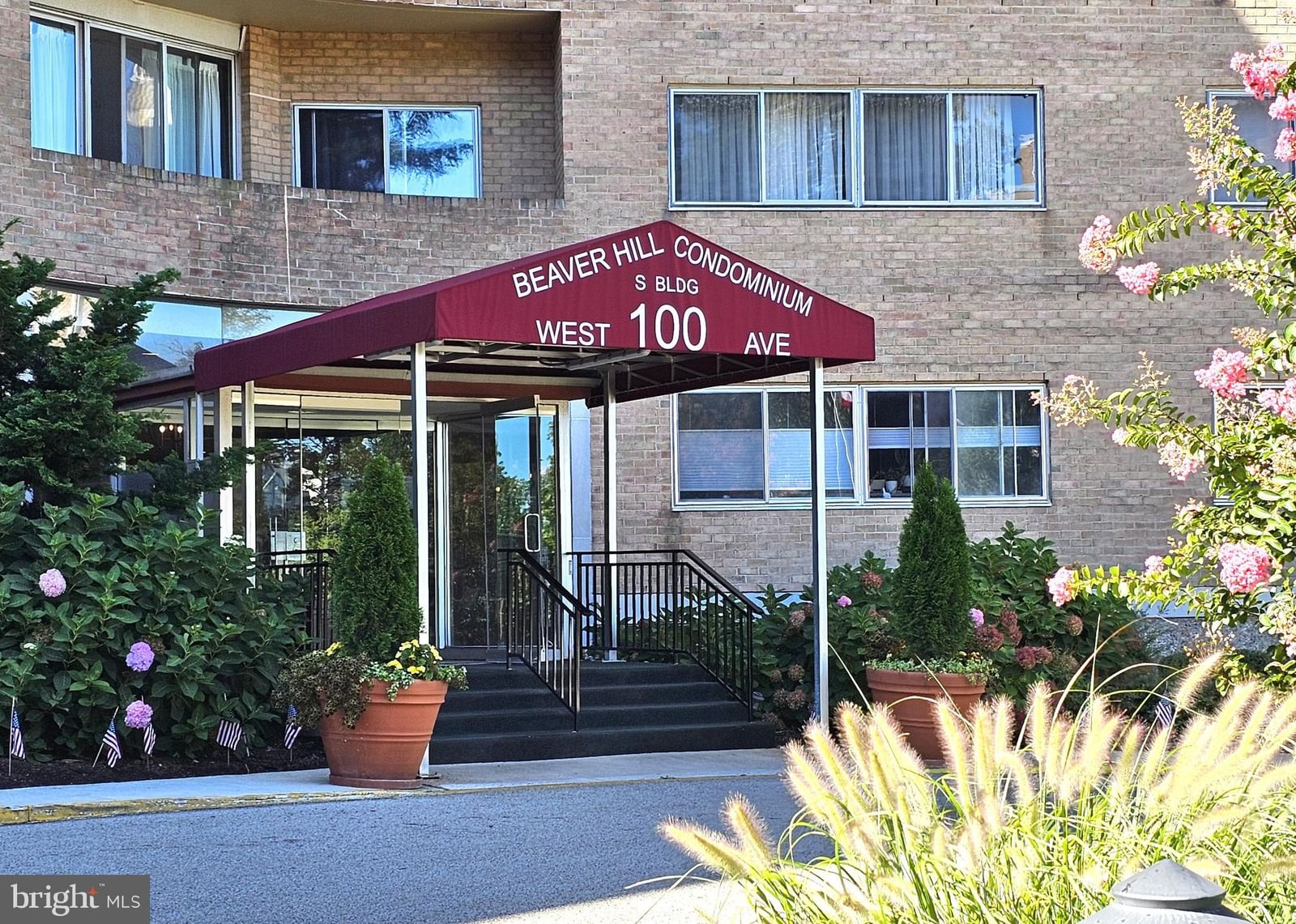 100 WEST AVE, JENKINTOWN 19046, PA