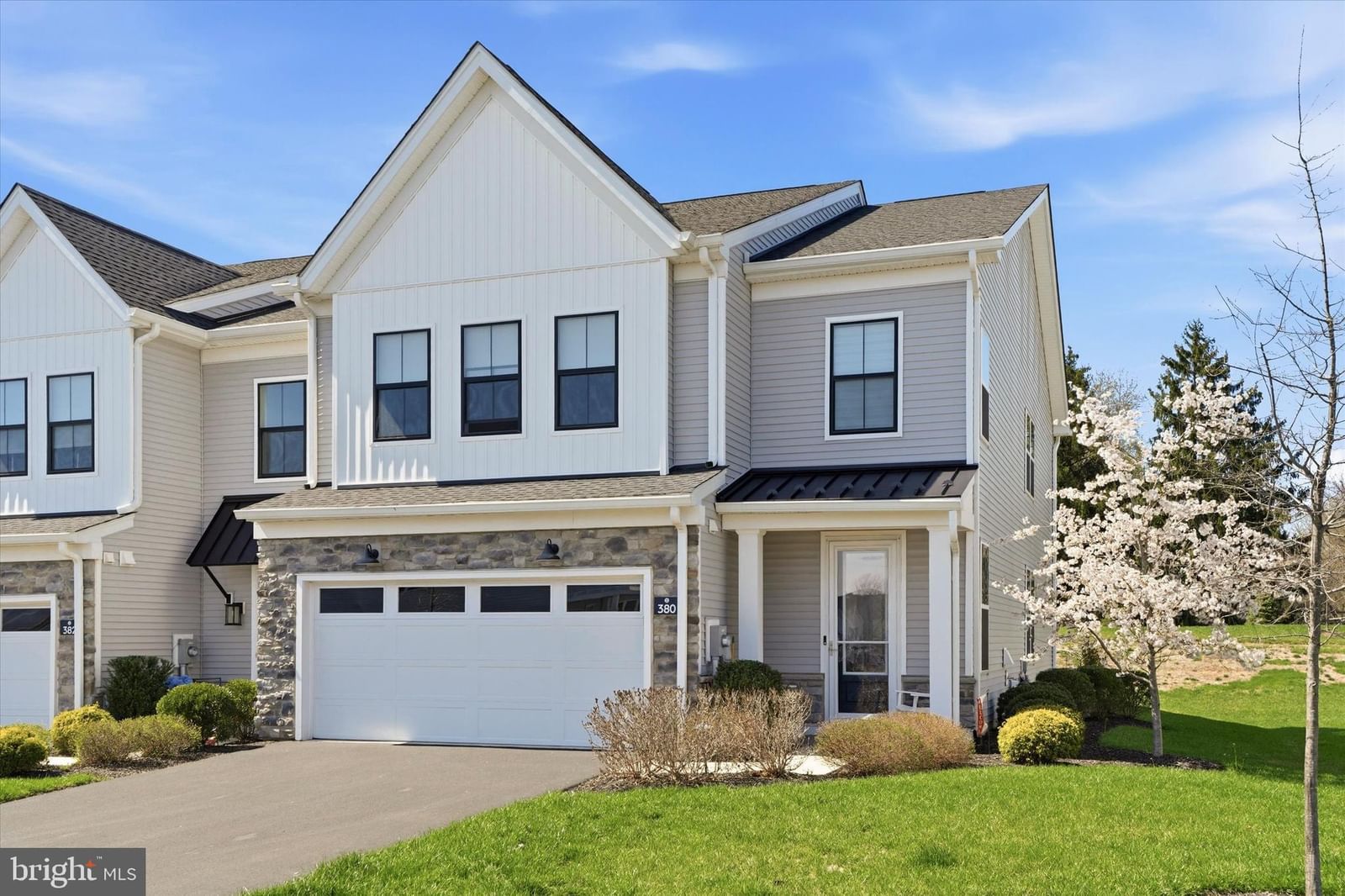 380 HUNTINGTON LN, AMBLER 19002, PA