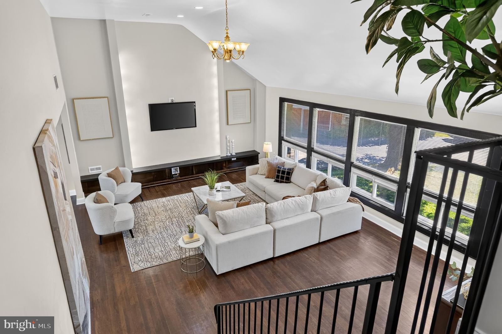 1011 STANFORD DR, WYNNEWOOD 19096, PA