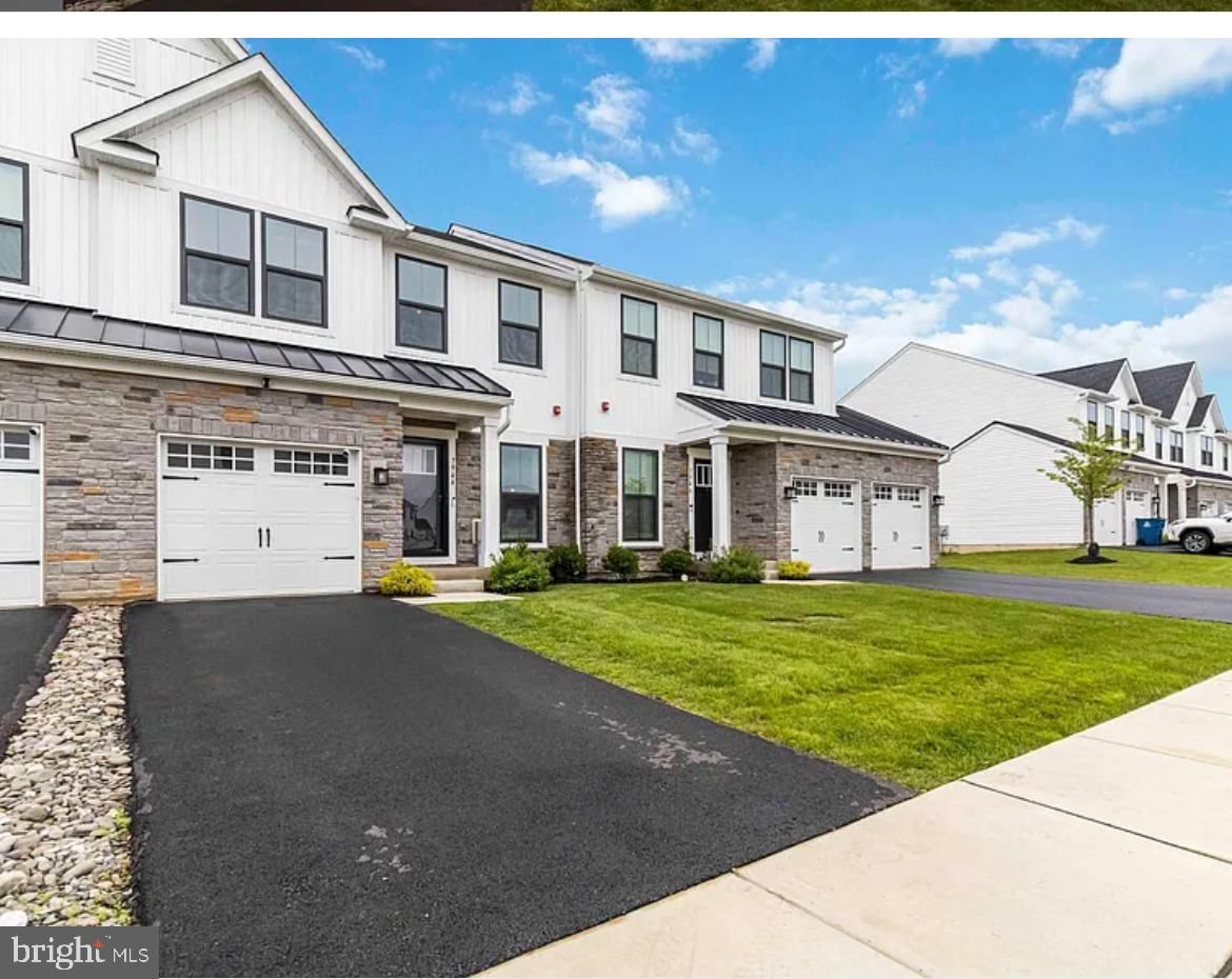 7944 MILLTOWN CIR, CHELTENHAM 19012, PA