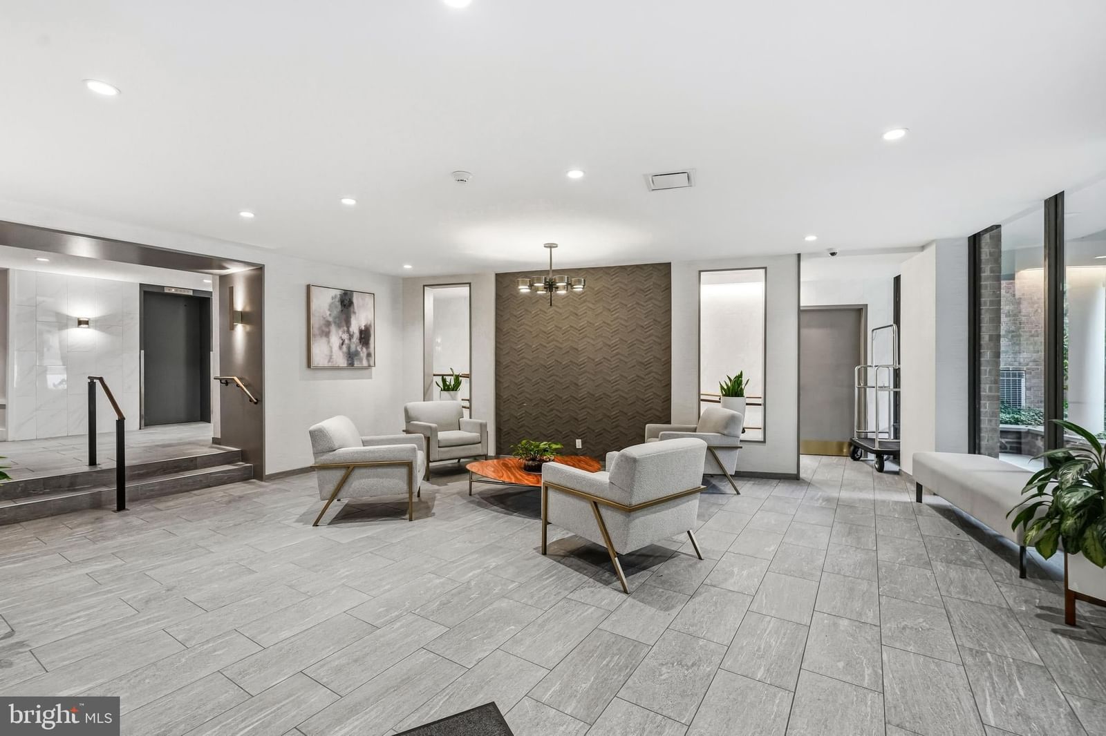 1655 OAKWOOD DRIVE #316 photograph