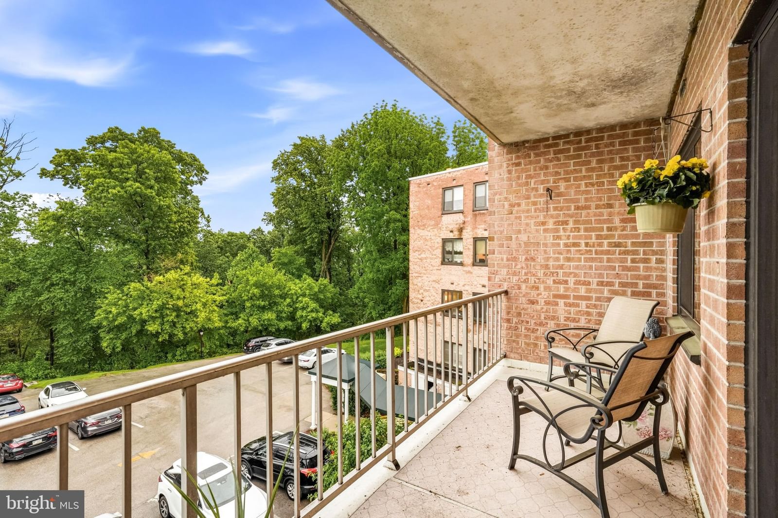 1655 OAKWOOD DRIVE #316 photograph