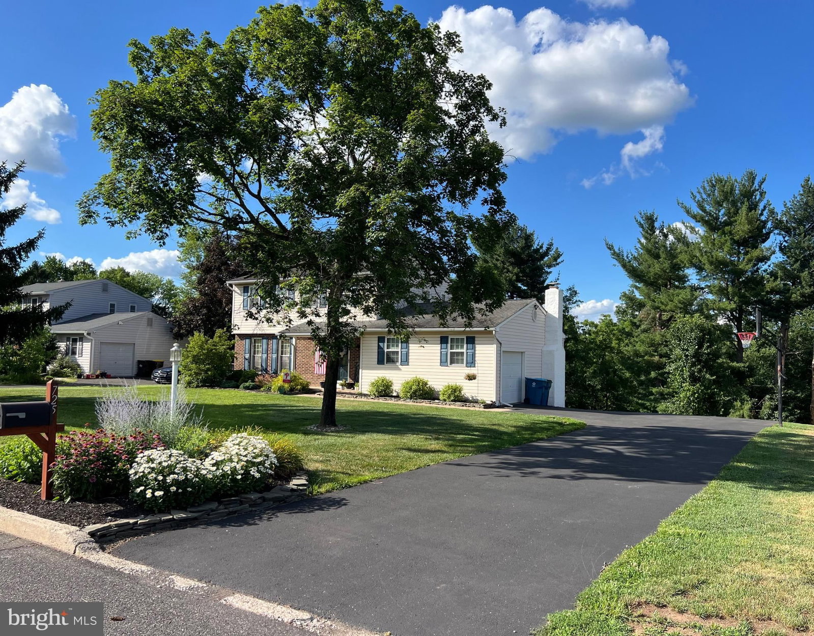 725 SCENIC DR, HARLEYSVILLE 19438, PA