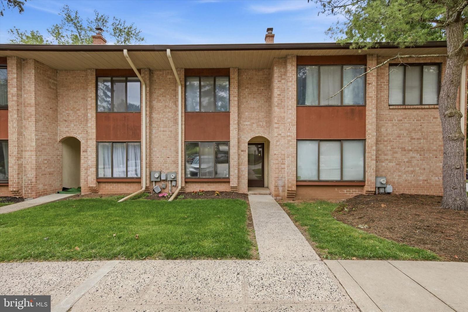 202 STONYBROOK DR, WEST NORRITON 19403, PA
