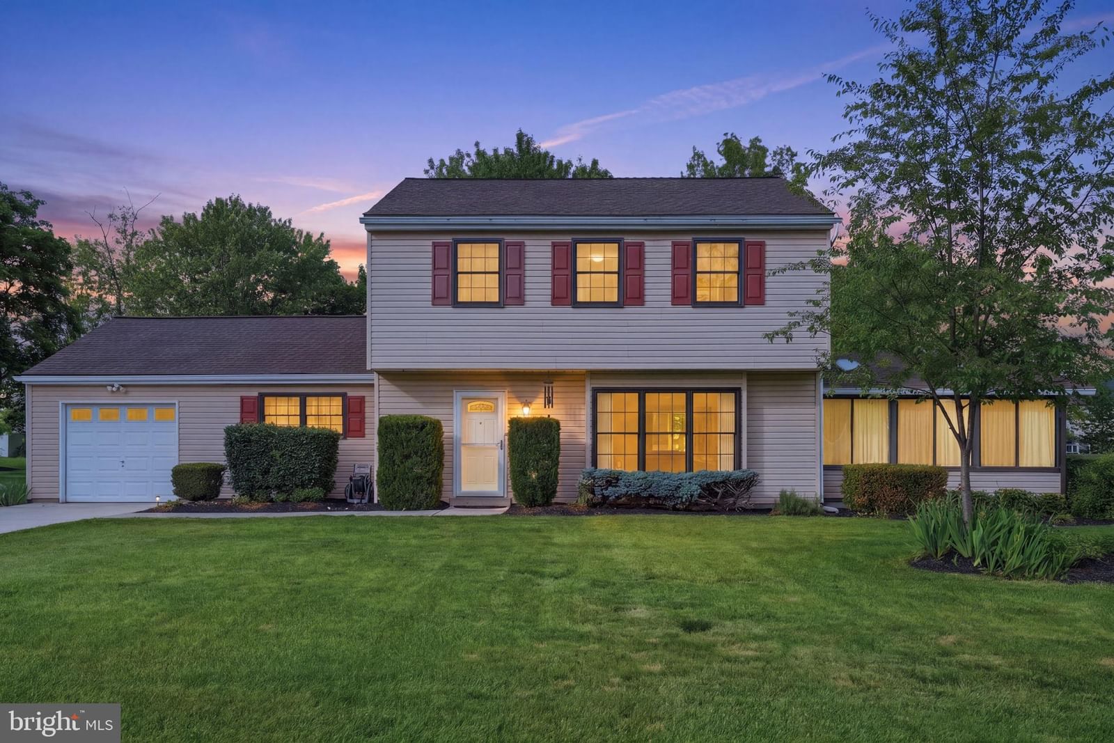 2049 HAWTHORNE LN, HATFIELD 19440, PA