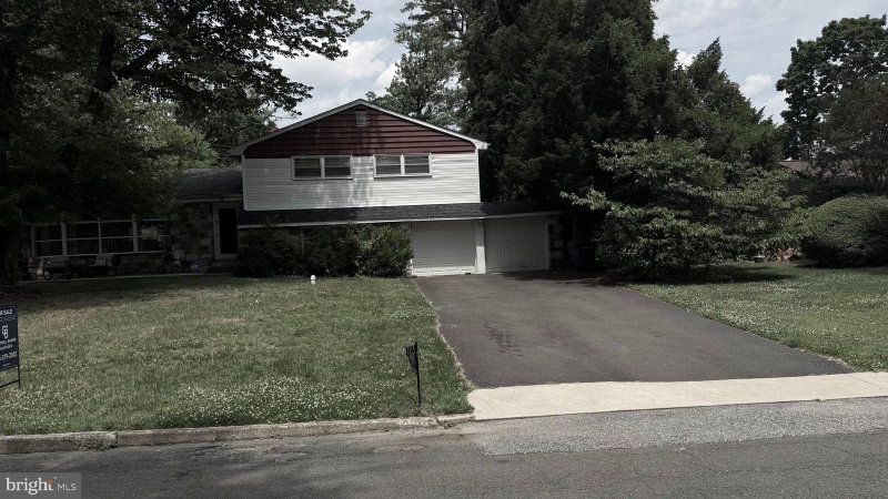 1105 ROCK CREEK DRIVE