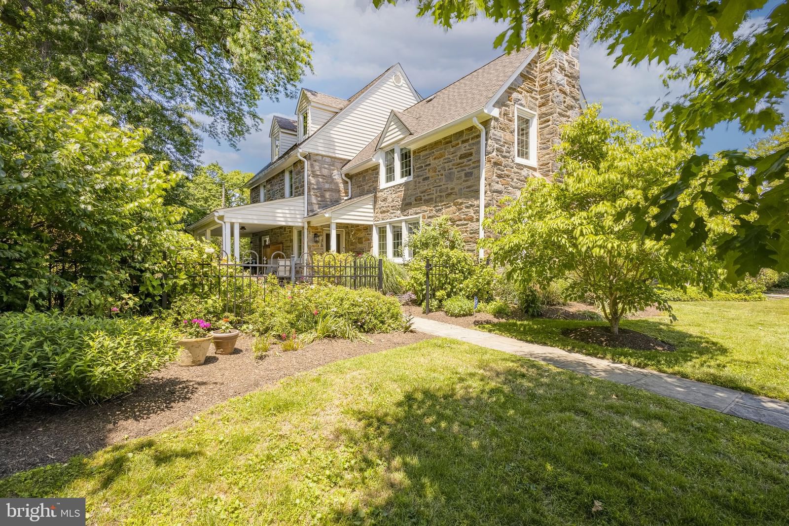 324 HOLMECREST RD, JENKINTOWN 19046, PA
