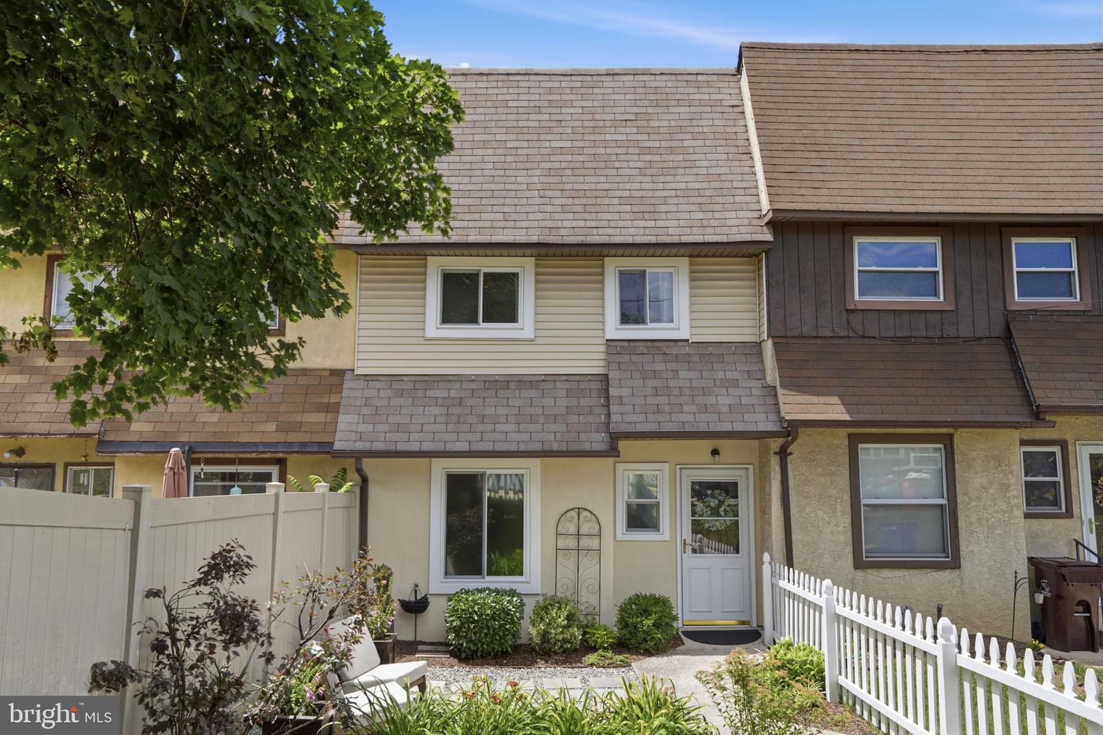 908 GREEN ST, BRIDGEPORT 19405, PA