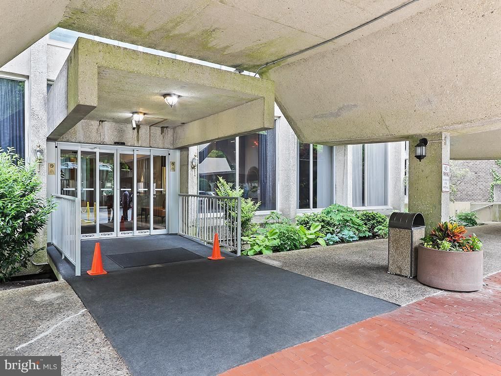 1001 CITY AVE, WYNNEWOOD 19096, PA