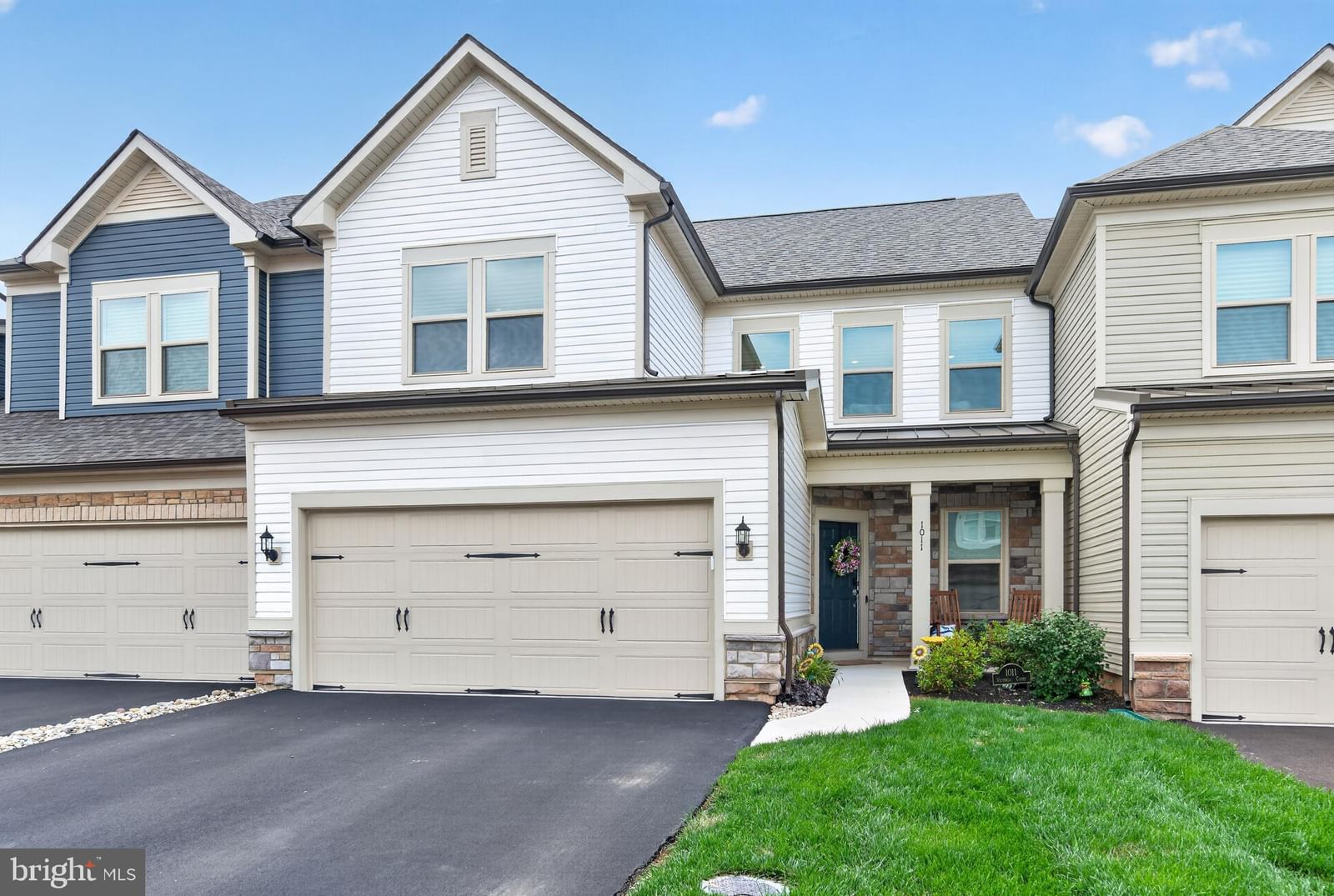 1011 VICTORIA CT, HATFIELD 19440, PA