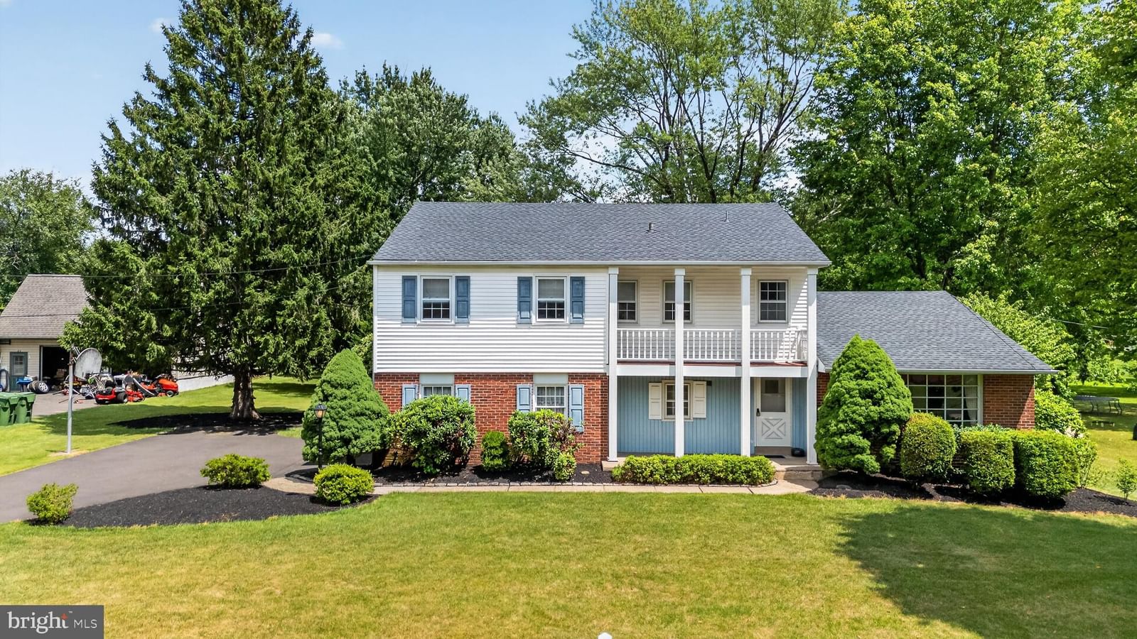 840 WRIGHT DR, AMBLER 19002, PA