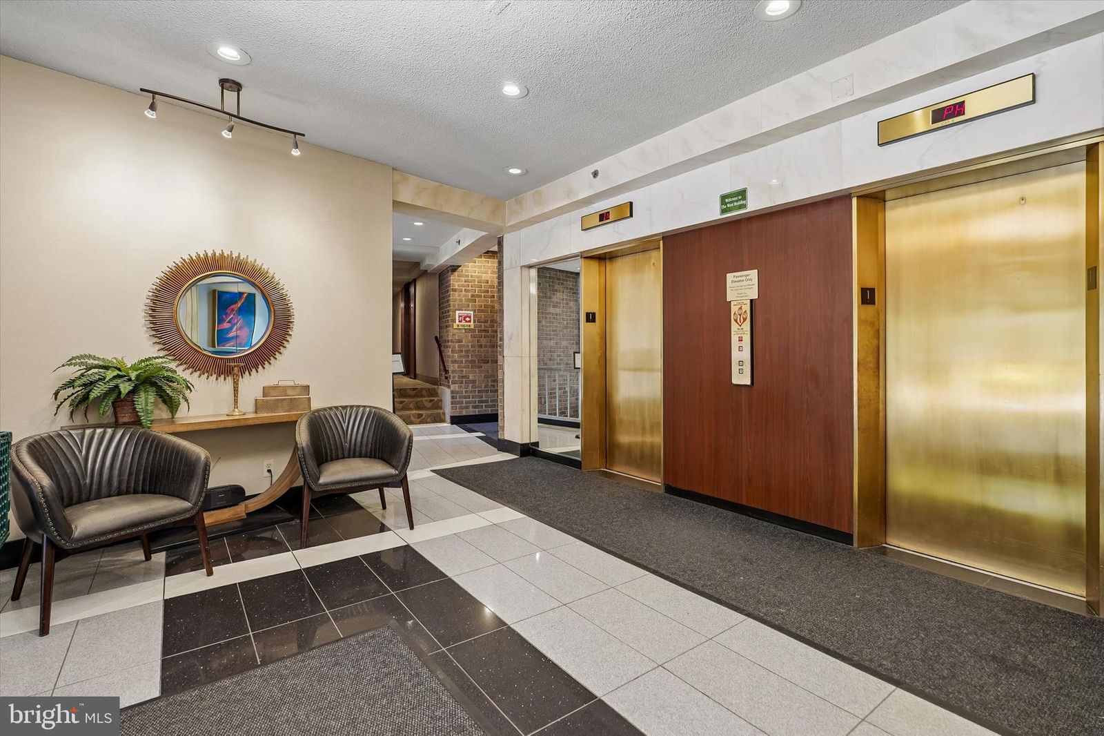 1001 CITY AVENUE AVE #W-203 photograph