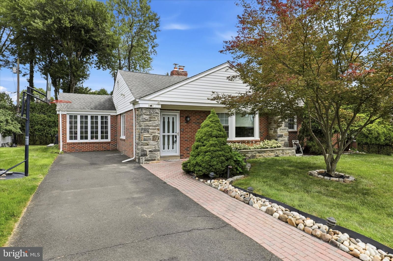 3155 MANOR RD, HUNTINGDON VALLEY 19006, PA