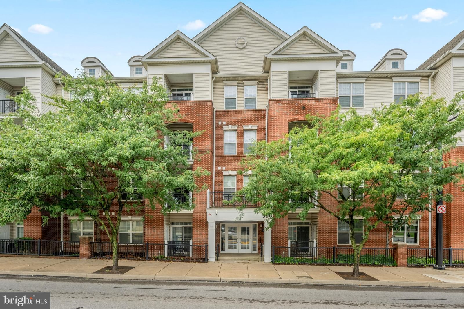 350 W ELM ST, CONSHOHOCKEN 19428, PA