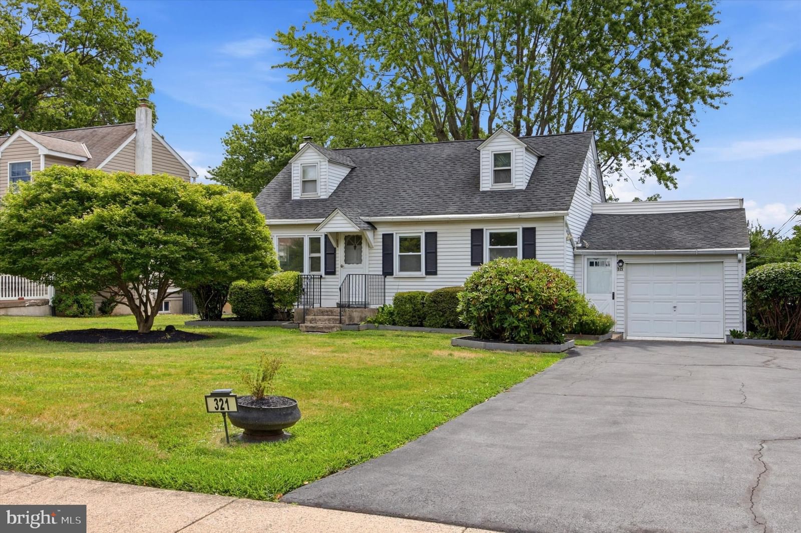 321 CLEAR SPRING RD, LANSDALE 19446, PA
