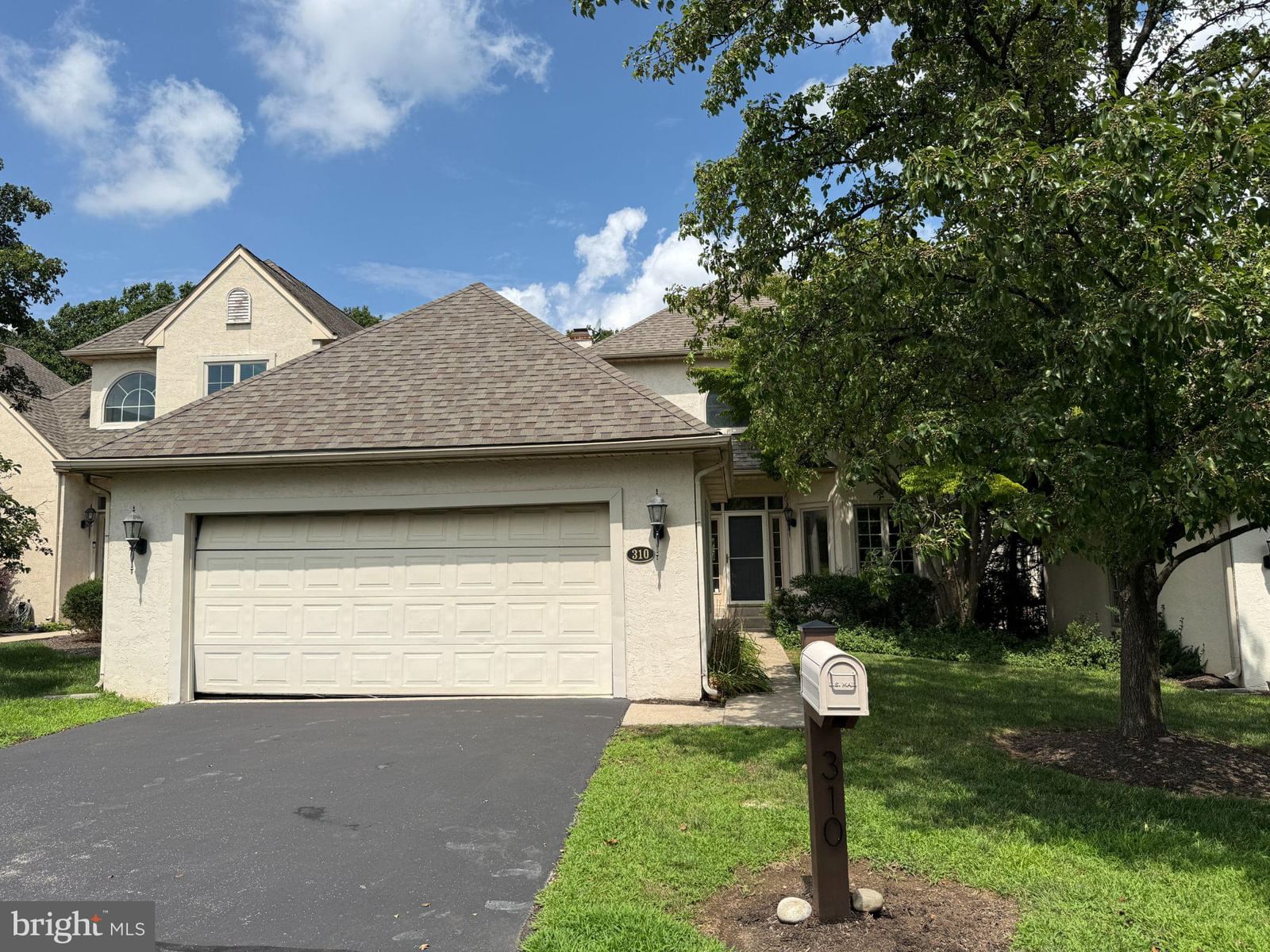310 OVERLOOK LN, CONSHOHOCKEN 19428, PA