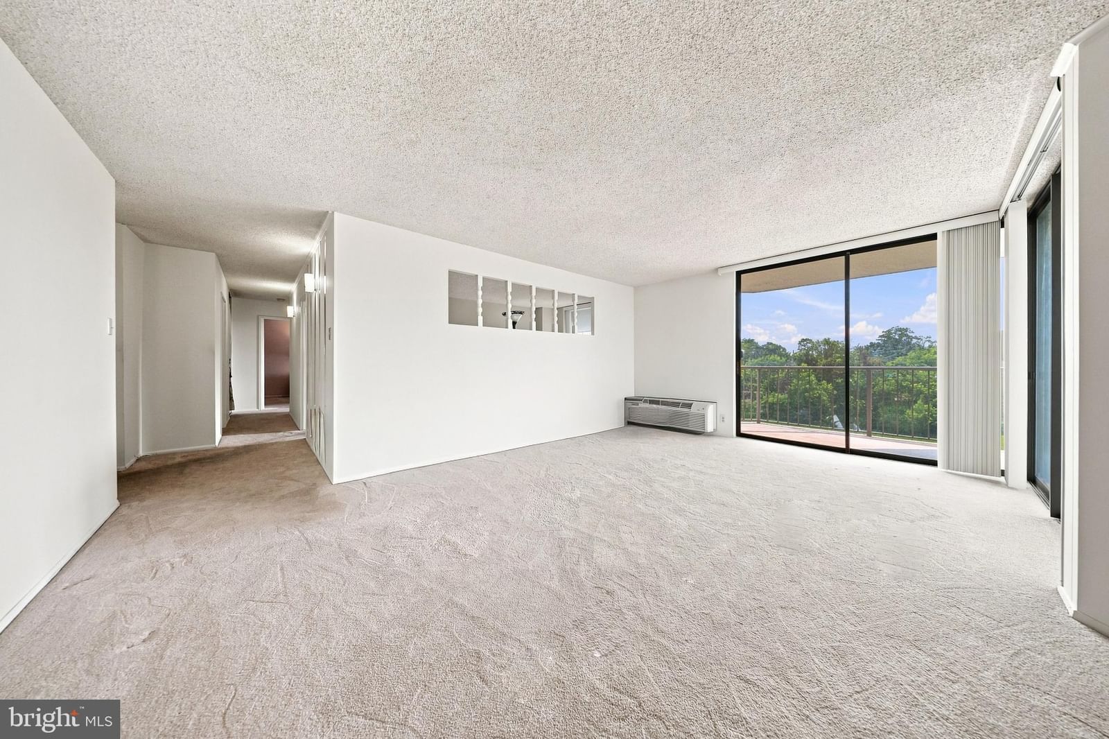 666 W GERMANTOWN PIKE #1601 photograph