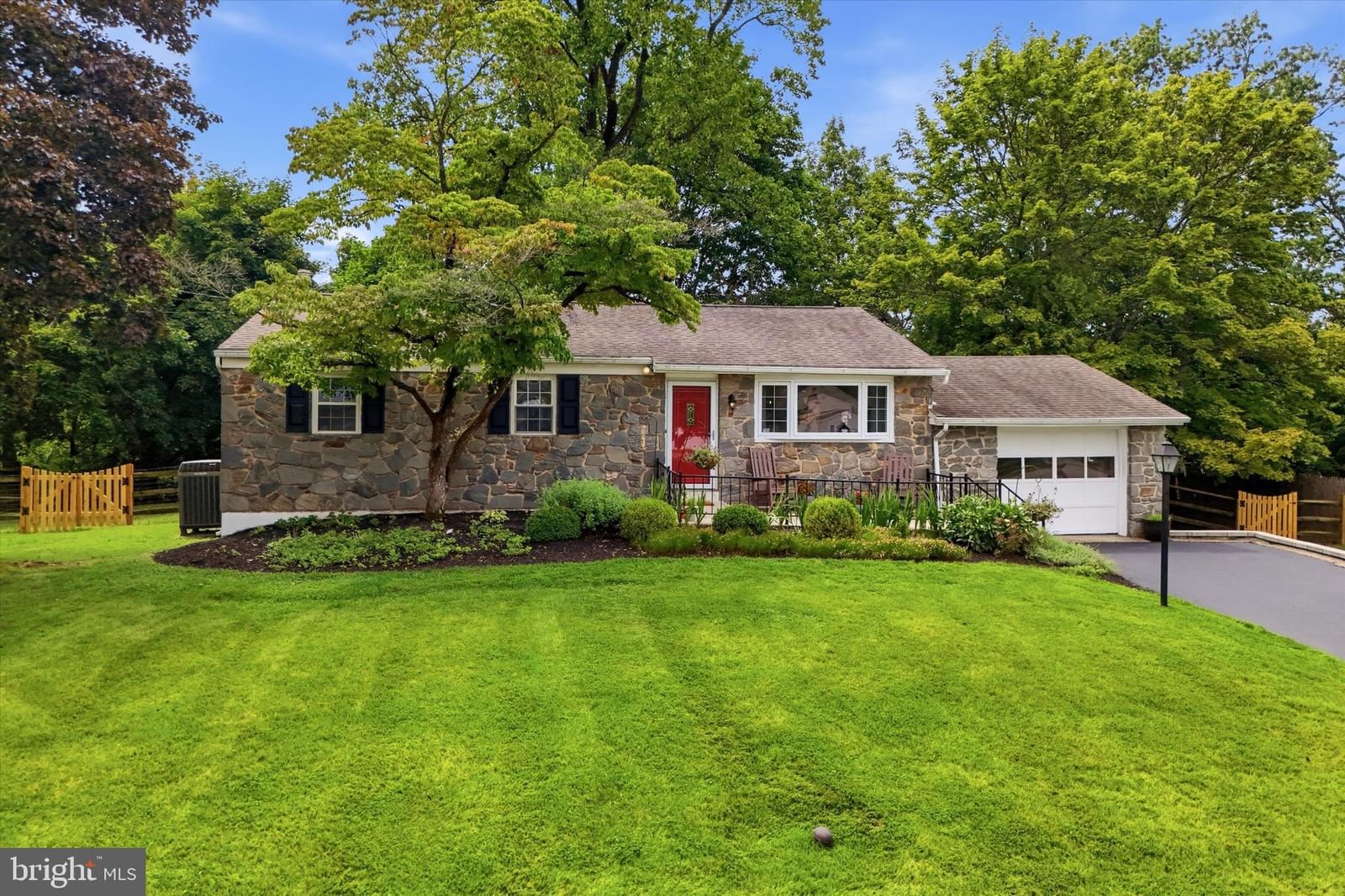 160 S MIDLAND AVE, NORRISTOWN 19403, PA