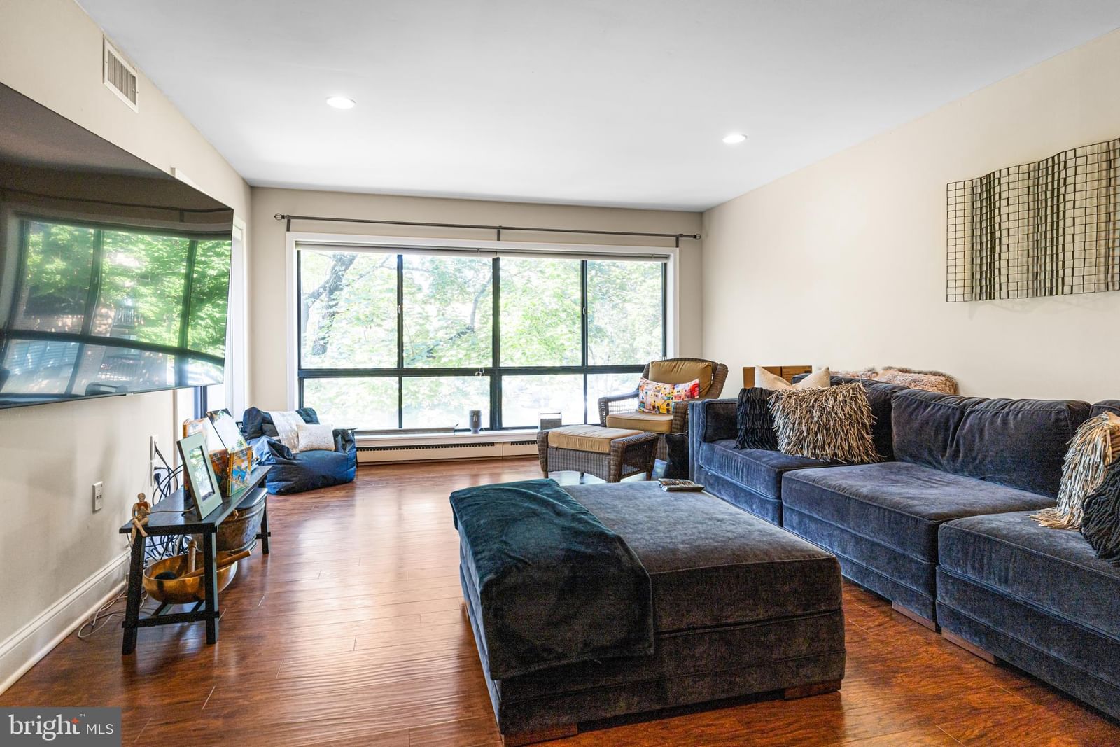 1680 HUNTINGDON PIKE #CONDO 143 photograph