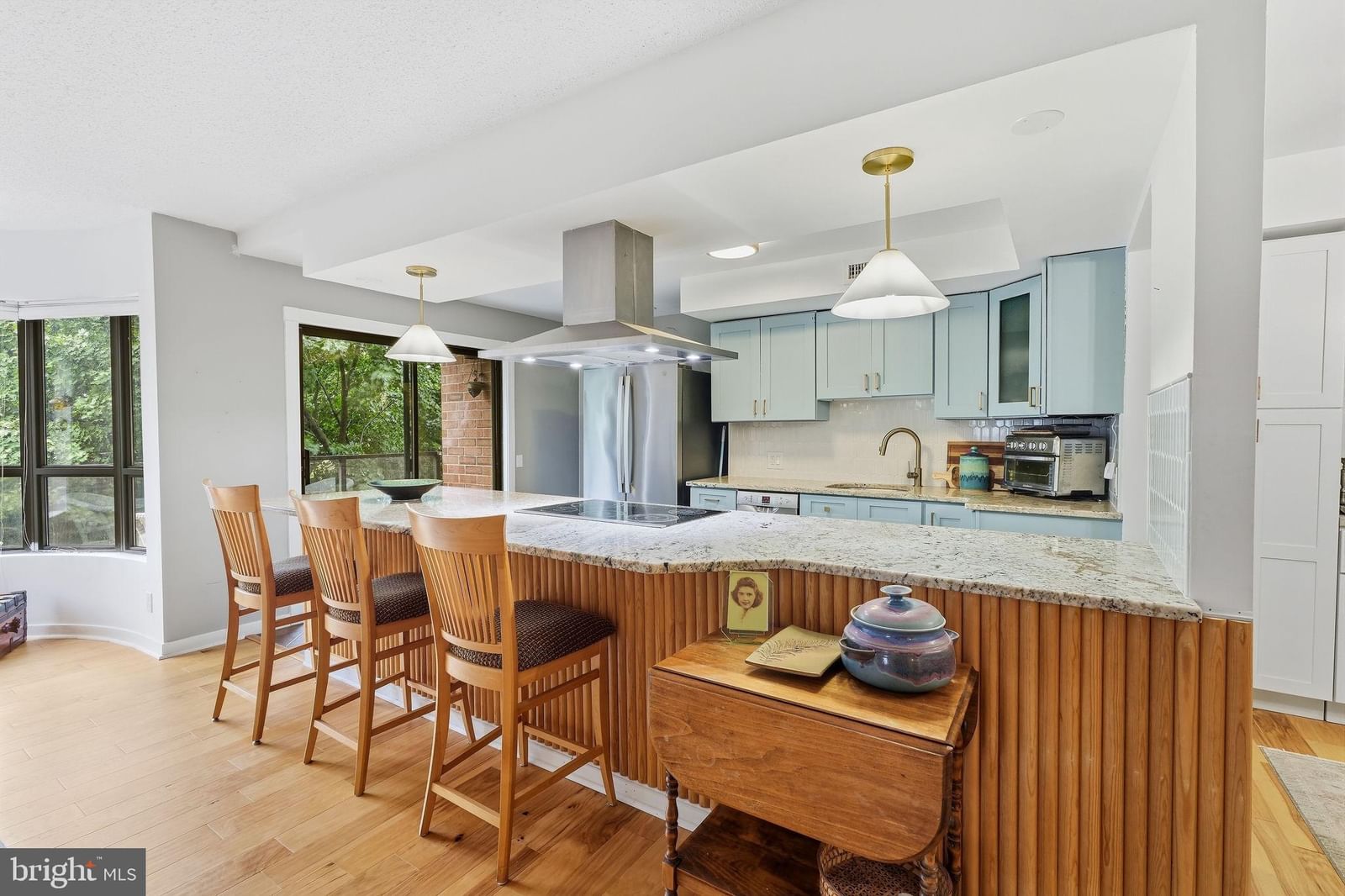 100 BREYER DRIVE #3-H photograph