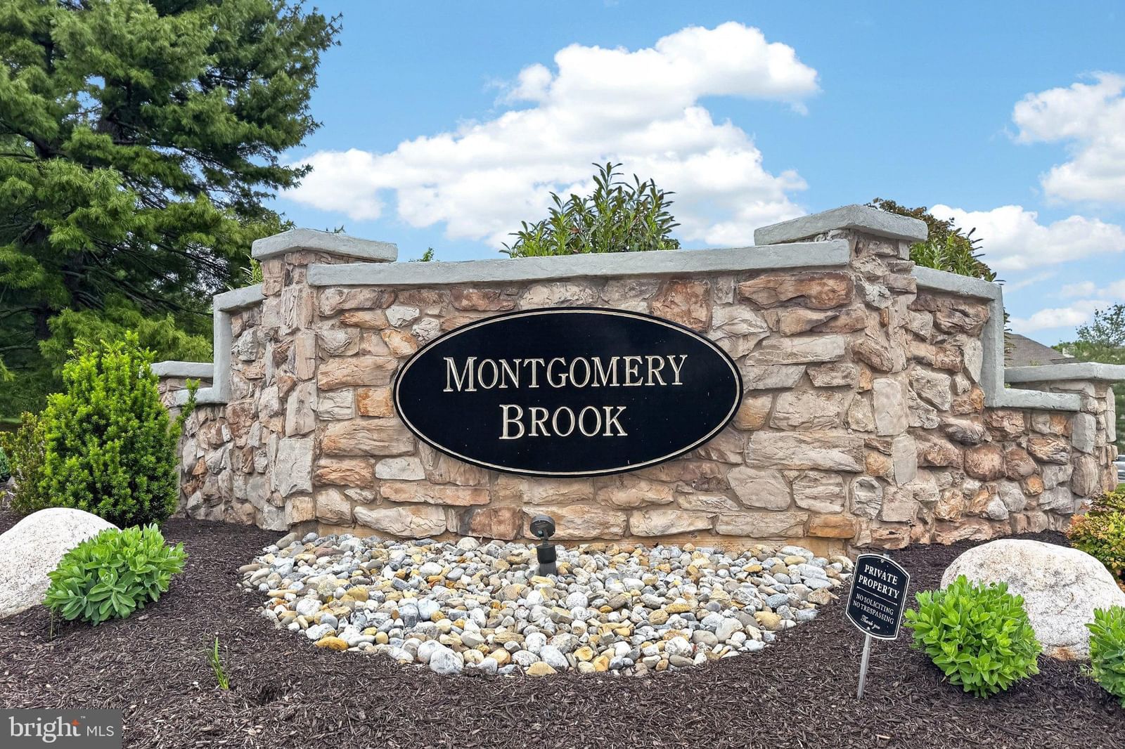 906 FOXMEADOW DRIVE #CONDO 906 photograph