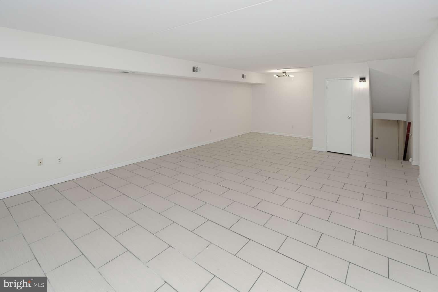 307 STONY WAY #307 photograph