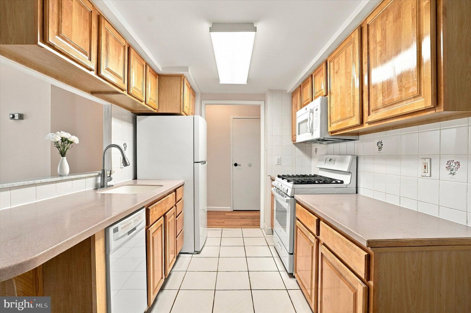 100 WEST AVENUE #228-S photograph