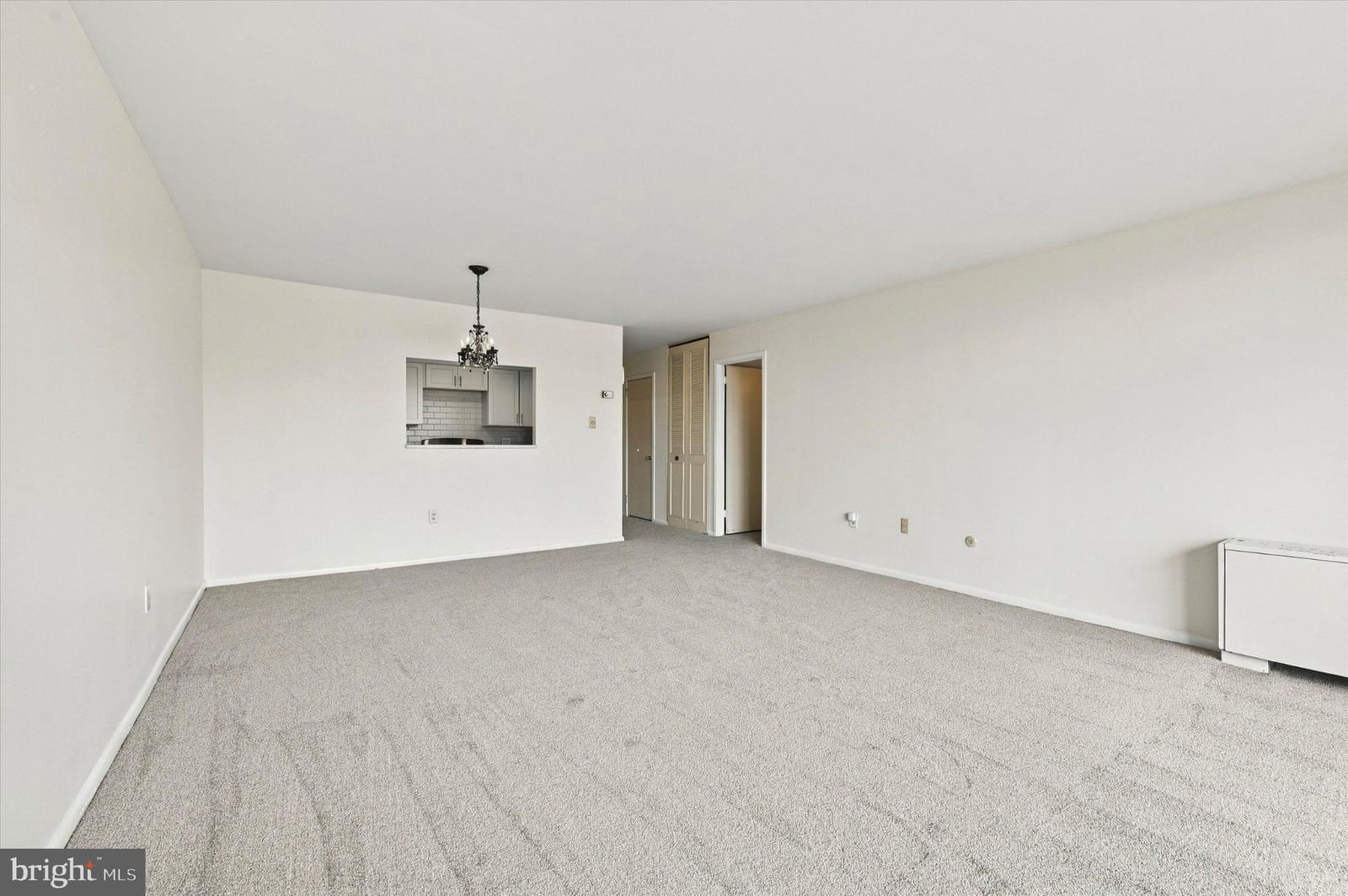 309 FLORENCE AVENUE #411-N photograph
