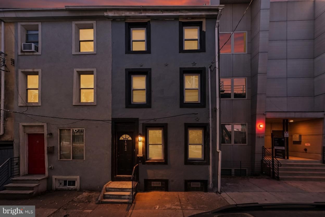1812 N FRONT ST, PHILADELPHIA 19122, PA