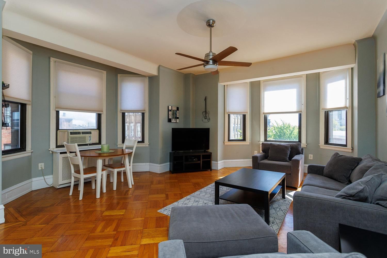 250 S 13TH STREET #5D photograph