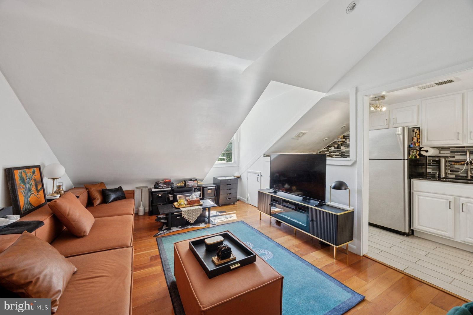 1021 CLINTON ST, PHILADELPHIA 19107, PA