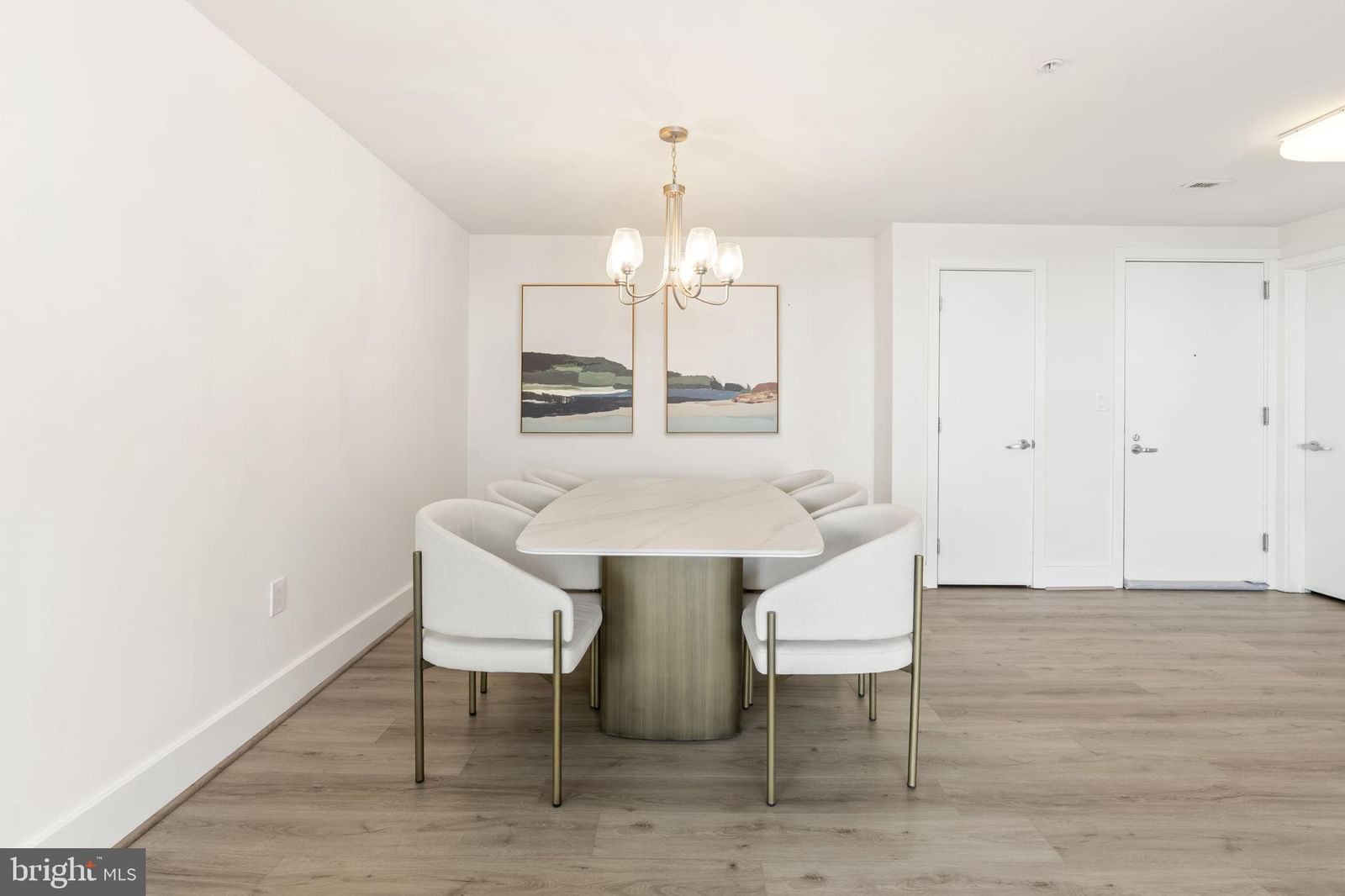 717 S CHRIS COLUMBUS BOULEVARD #1102 photograph