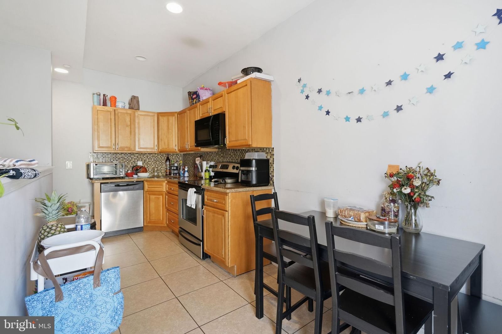 1725 W BERKS ST, PHILADELPHIA 19121, PA