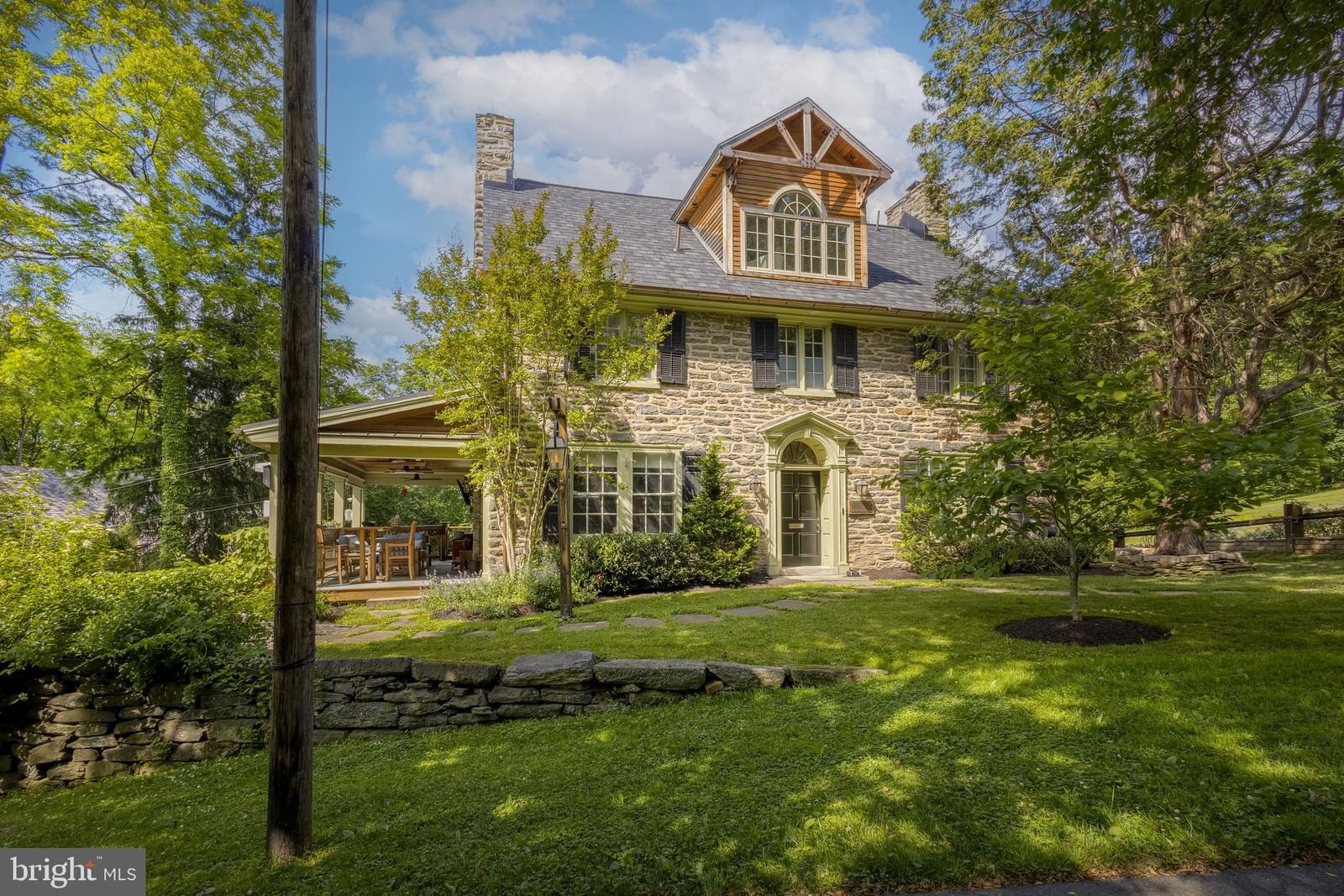97 E BELLS MILL RD, PHILADELPHIA 19118, PA