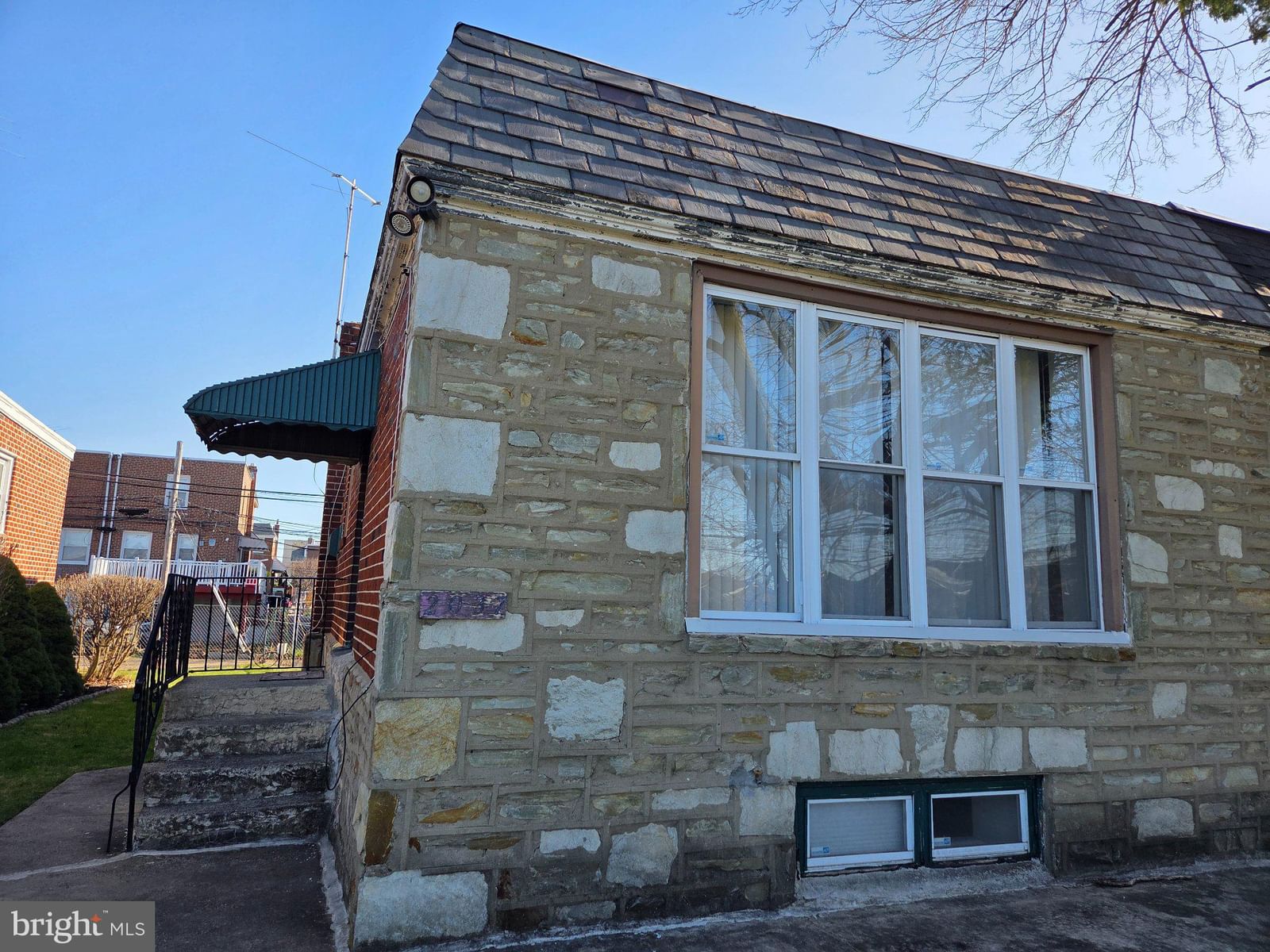 2037 NAPFLE AVE, PHILADELPHIA 19152, PA
