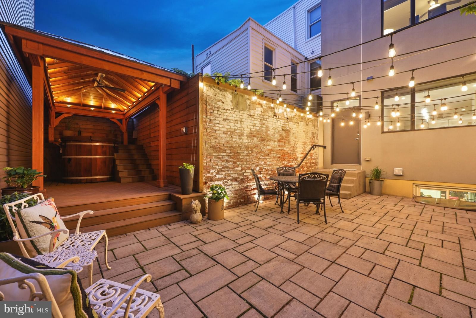 1724 TULIP ST, PHILADELPHIA 19125, PA