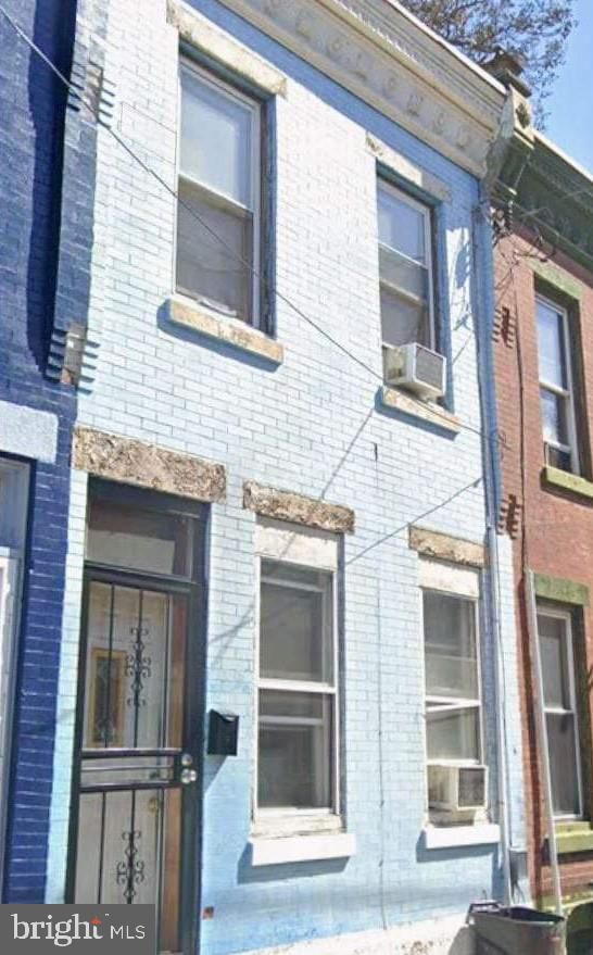 1041 W MONMOUTH ST, PHILADELPHIA 19133, PA