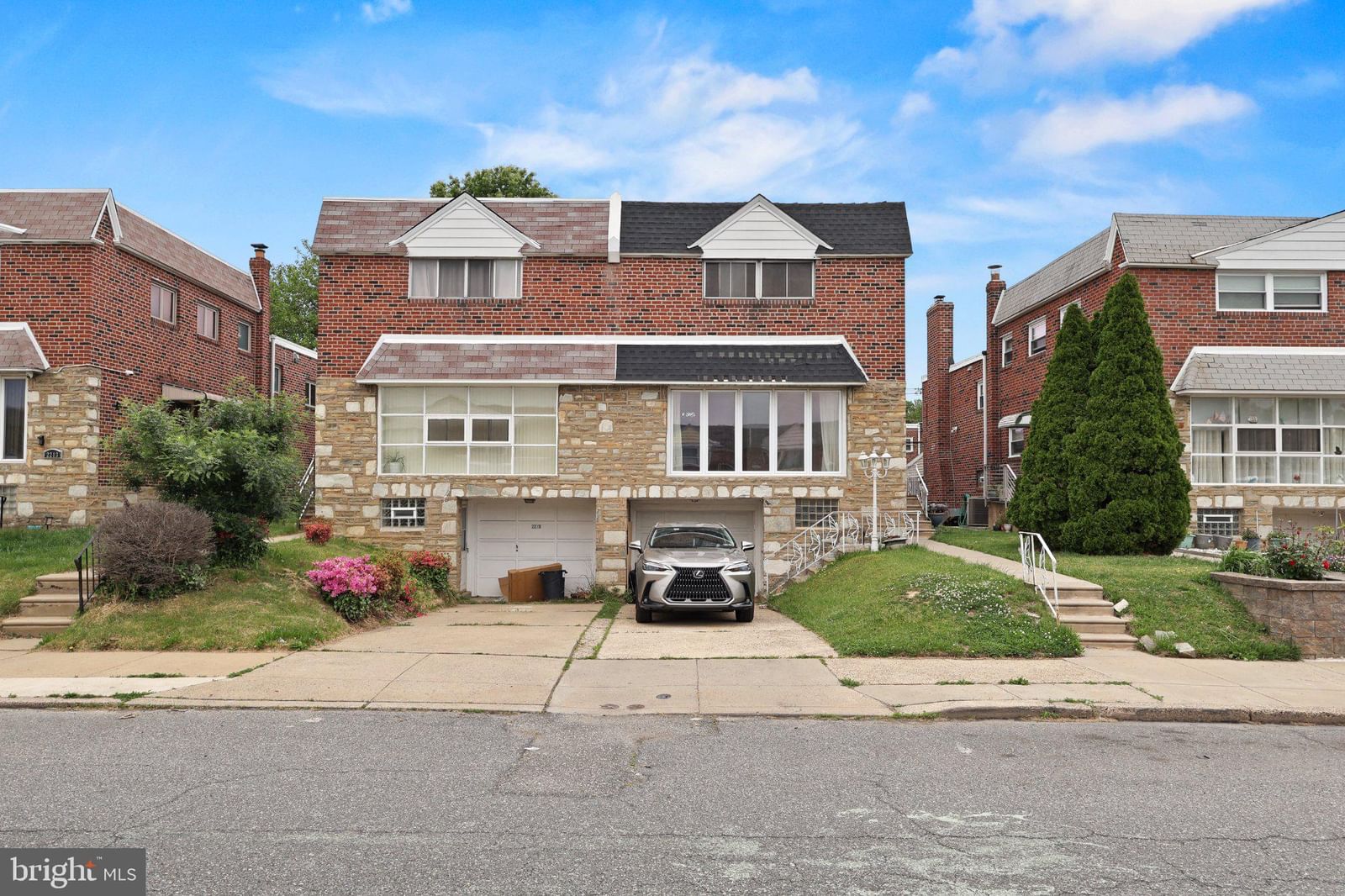 2217 HOFFNAGLE ST, PHILADELPHIA 19152, PA