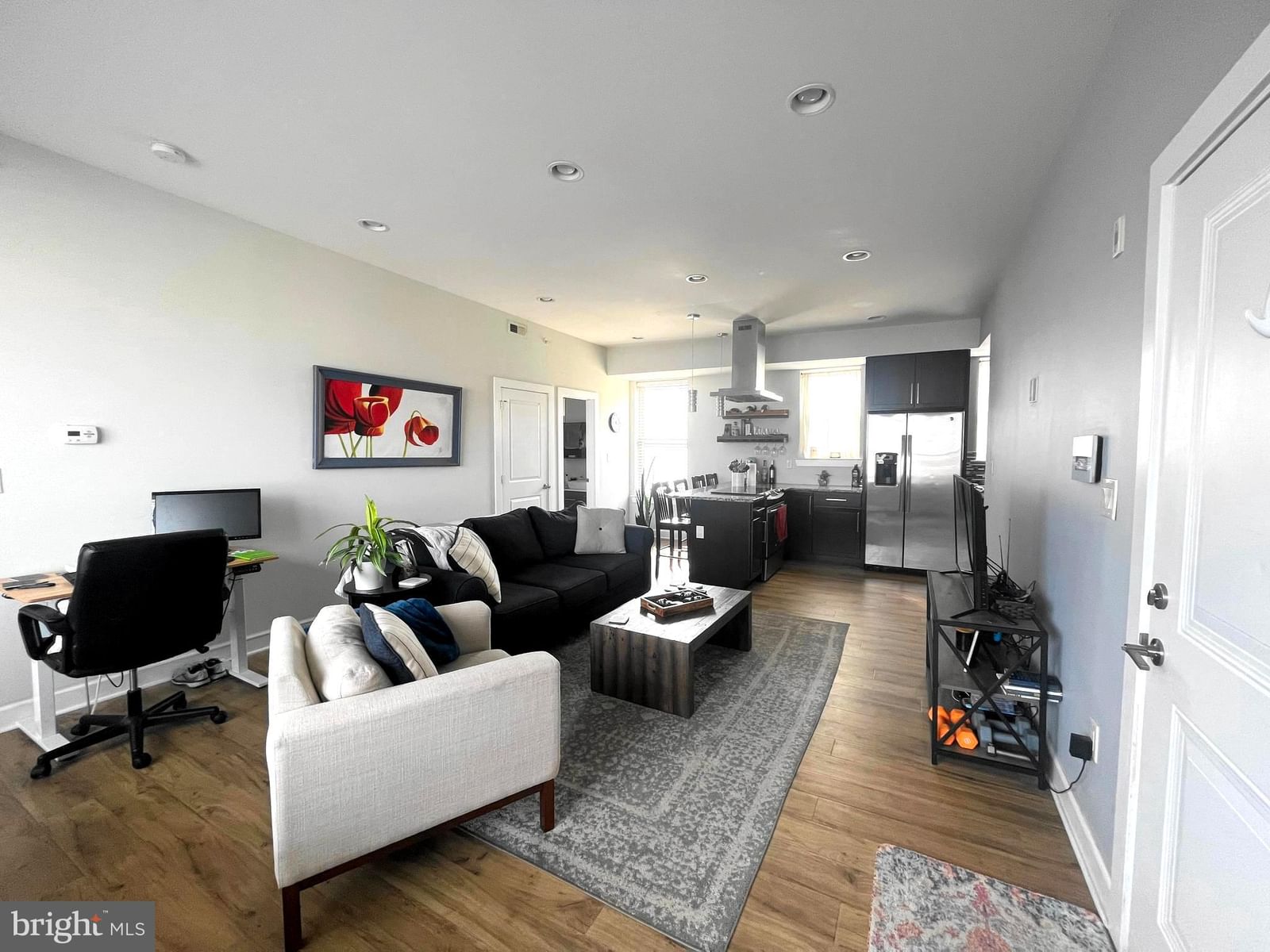 714 N CHADWICK STREET #6 photograph