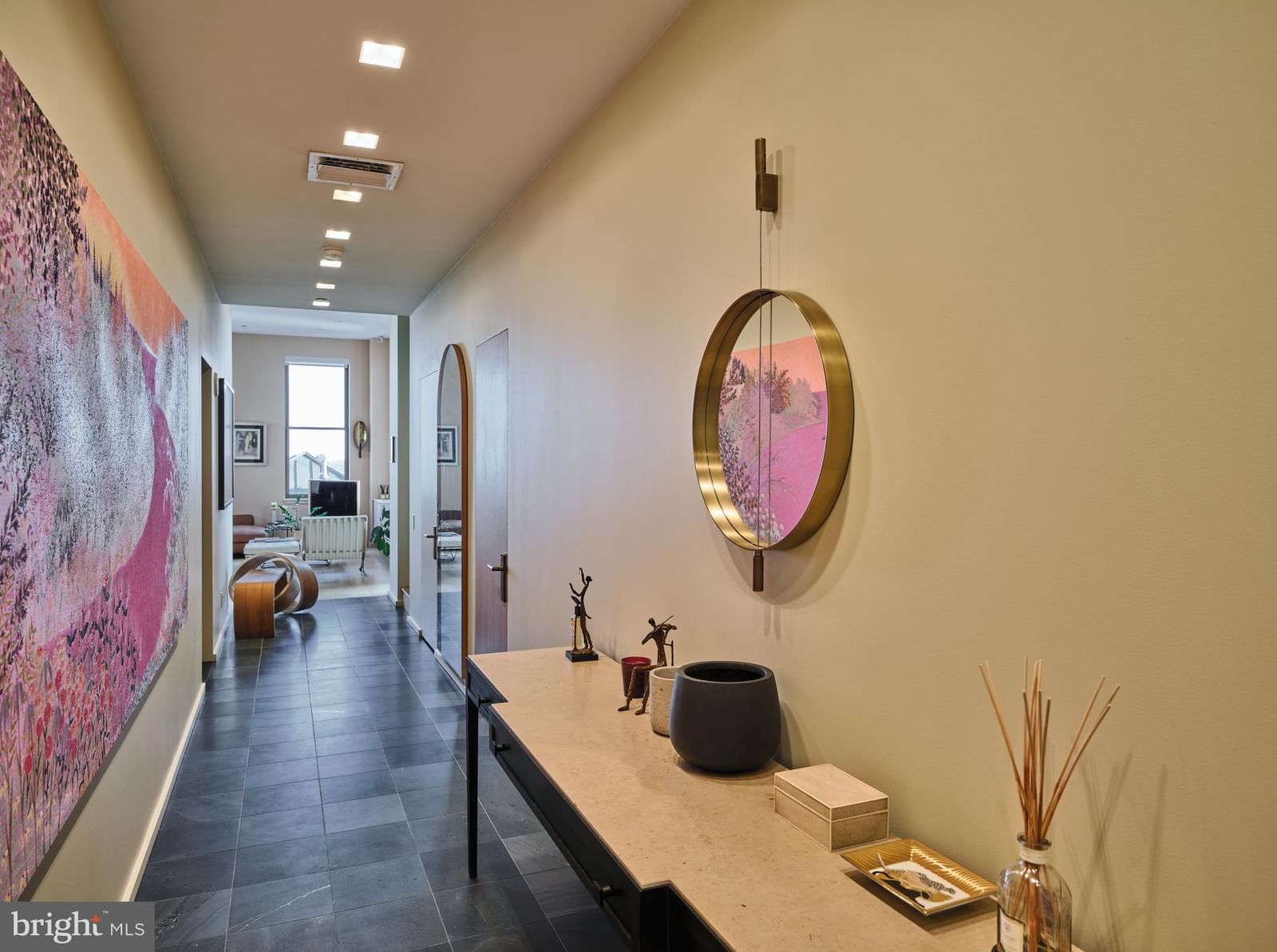 210 W WASHINGTON SQUARE #8SE photograph