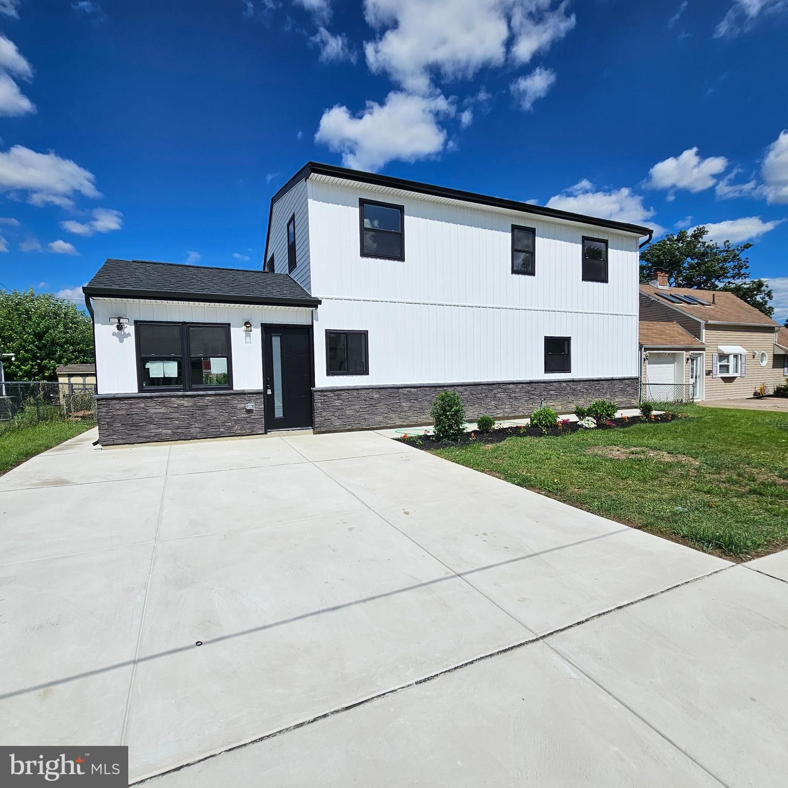 9215 ANDOVER RD, PHILADELPHIA 19114, PA