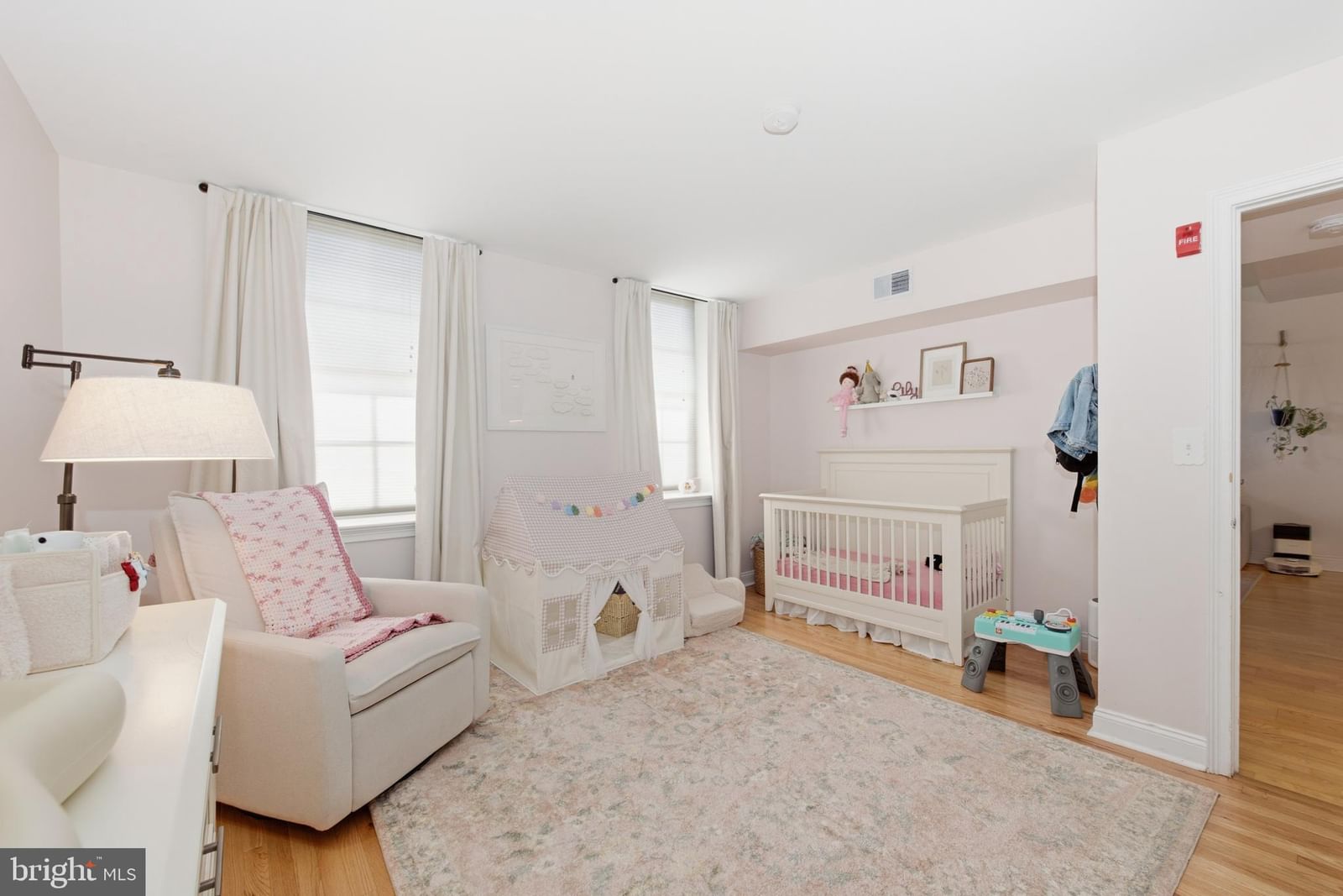 1 ACADEMY CIRCLE #313 photograph