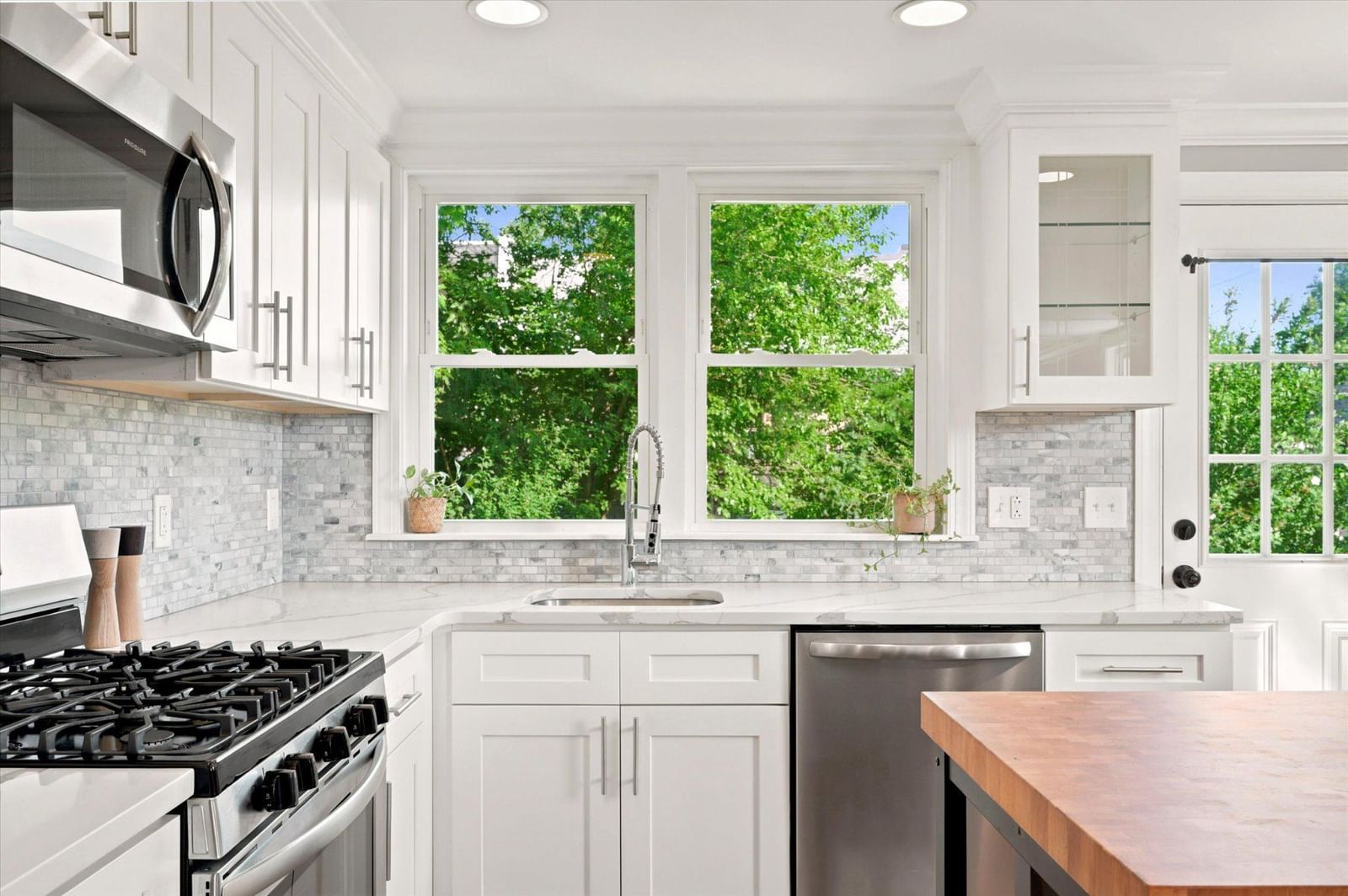 333 E PLEASANT ST, PHILADELPHIA 19119, PA