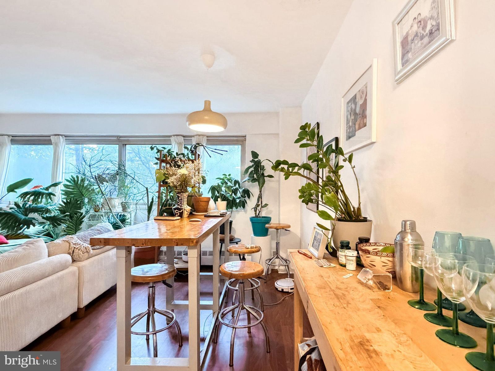 2101 CHESTNUT STREET #417 photograph
