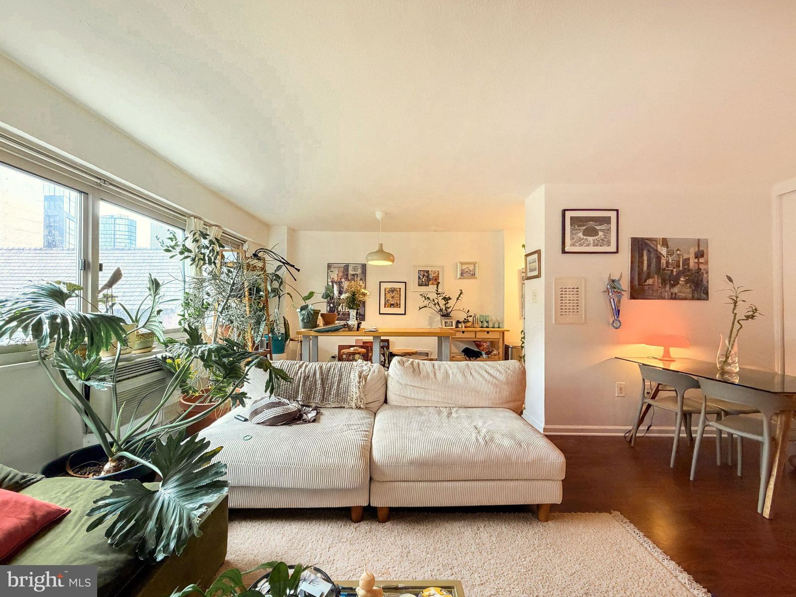 2101 CHESTNUT STREET #417 photograph