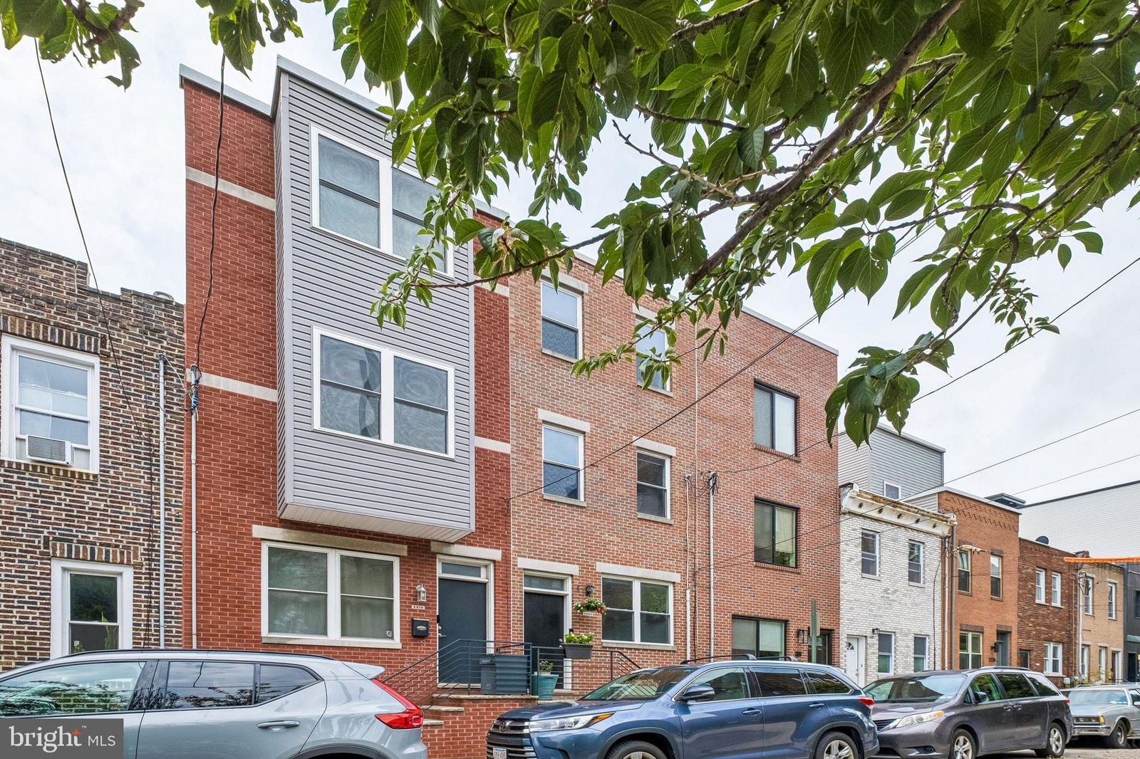 2220 MANTON ST, PHILADELPHIA 19146, PA
