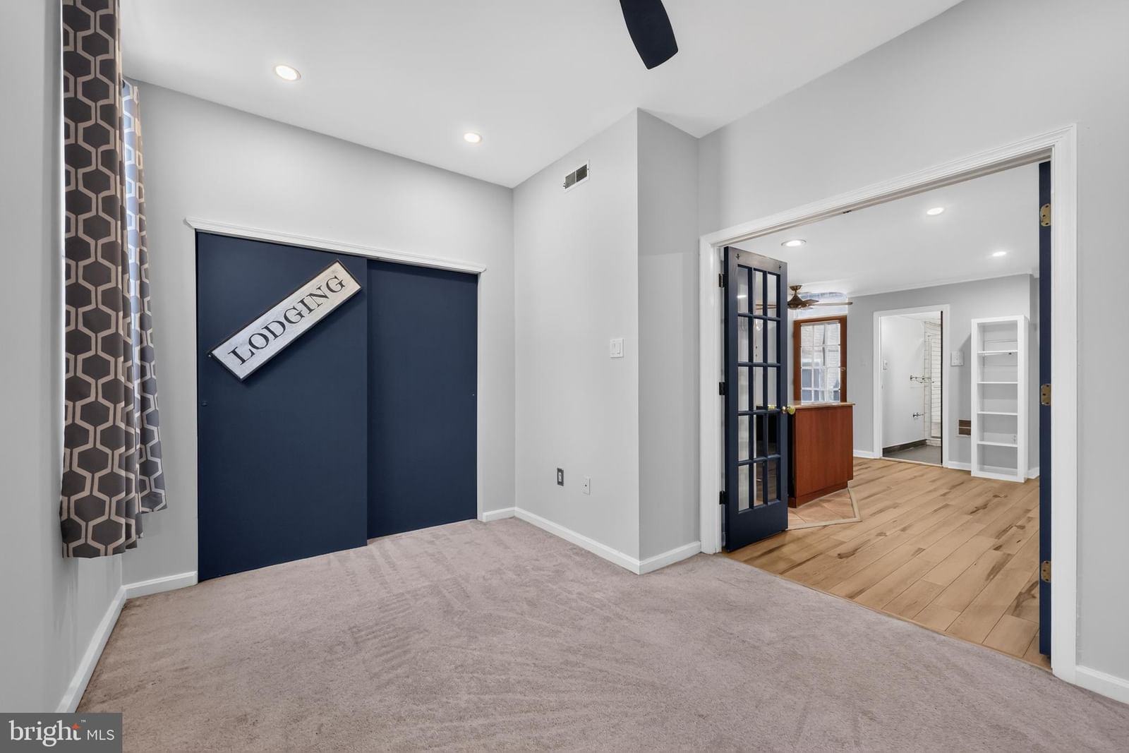 1828 GREEN STREET #2F photograph