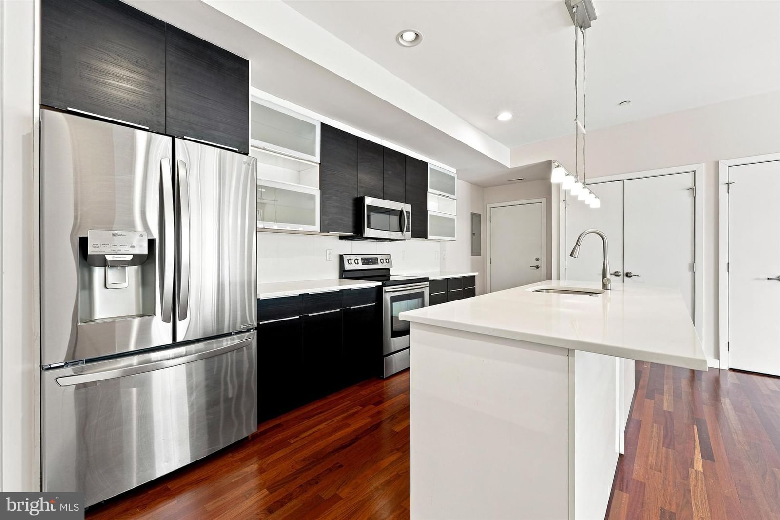 2000 KIMBALL STREET #B3 photograph