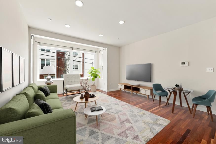 2000 KIMBALL STREET #B3 photograph